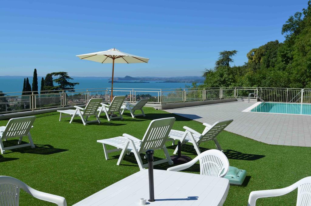 Residence Il Poggio Al Sole Toscolano-Maderno Exterior foto