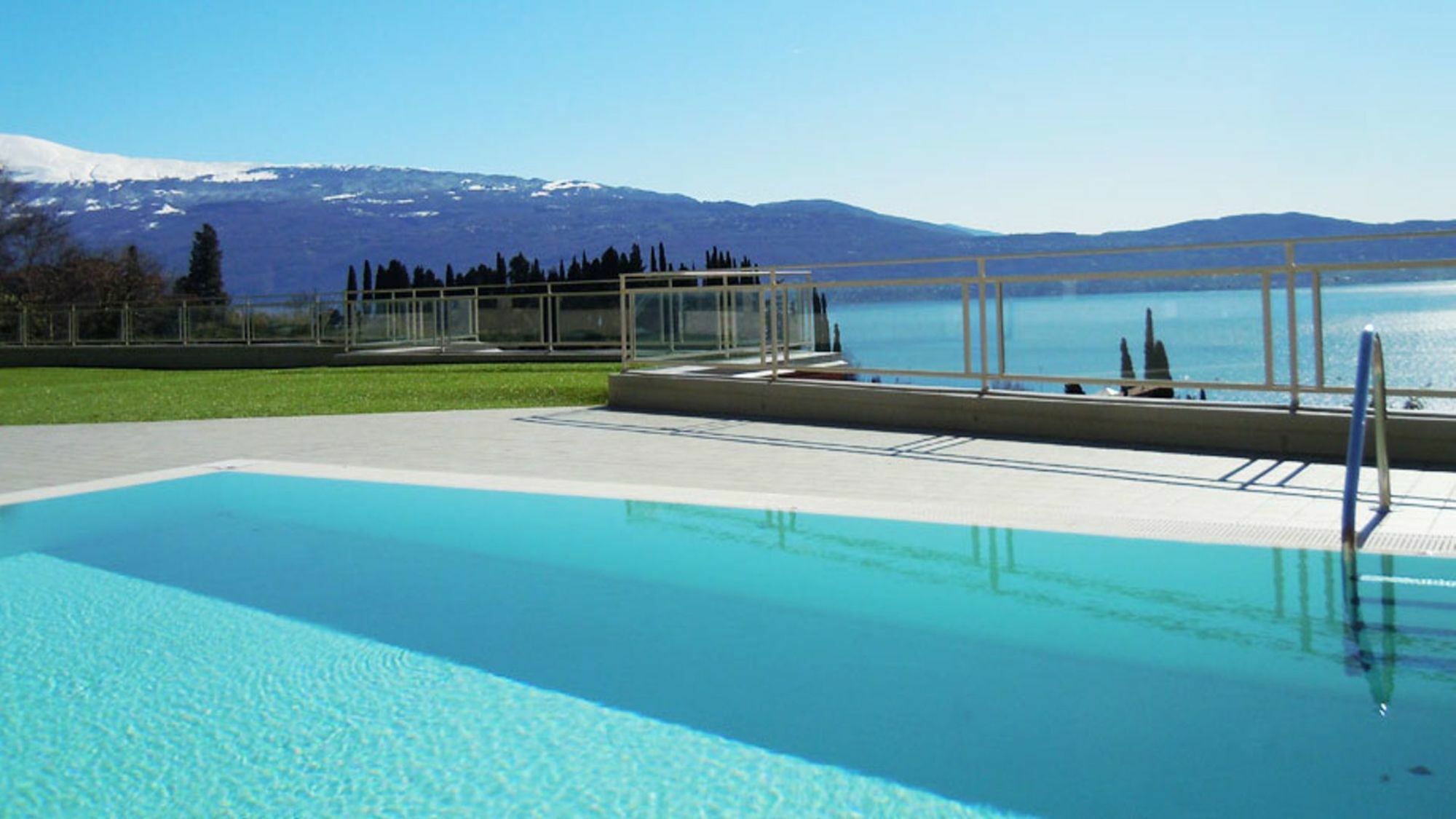Residence Il Poggio Al Sole Toscolano-Maderno Exterior foto